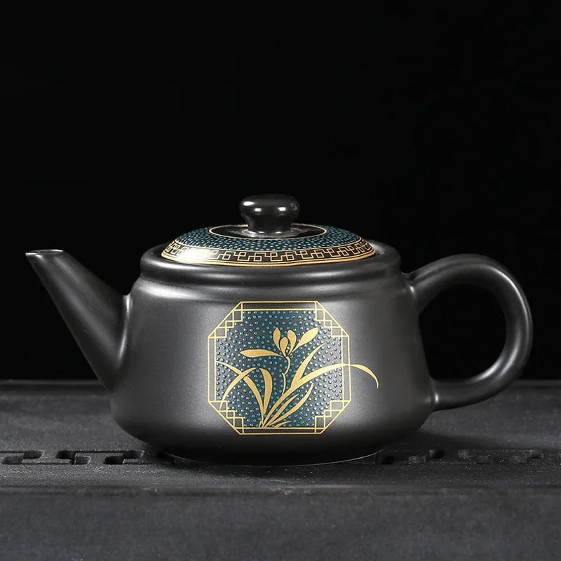 Jingdezhen Vintage Black Ceramics Tea Pot Chinese Tea Set Customization Porcelain Teapot Oolong Tea Handmade Kettle 240Ml